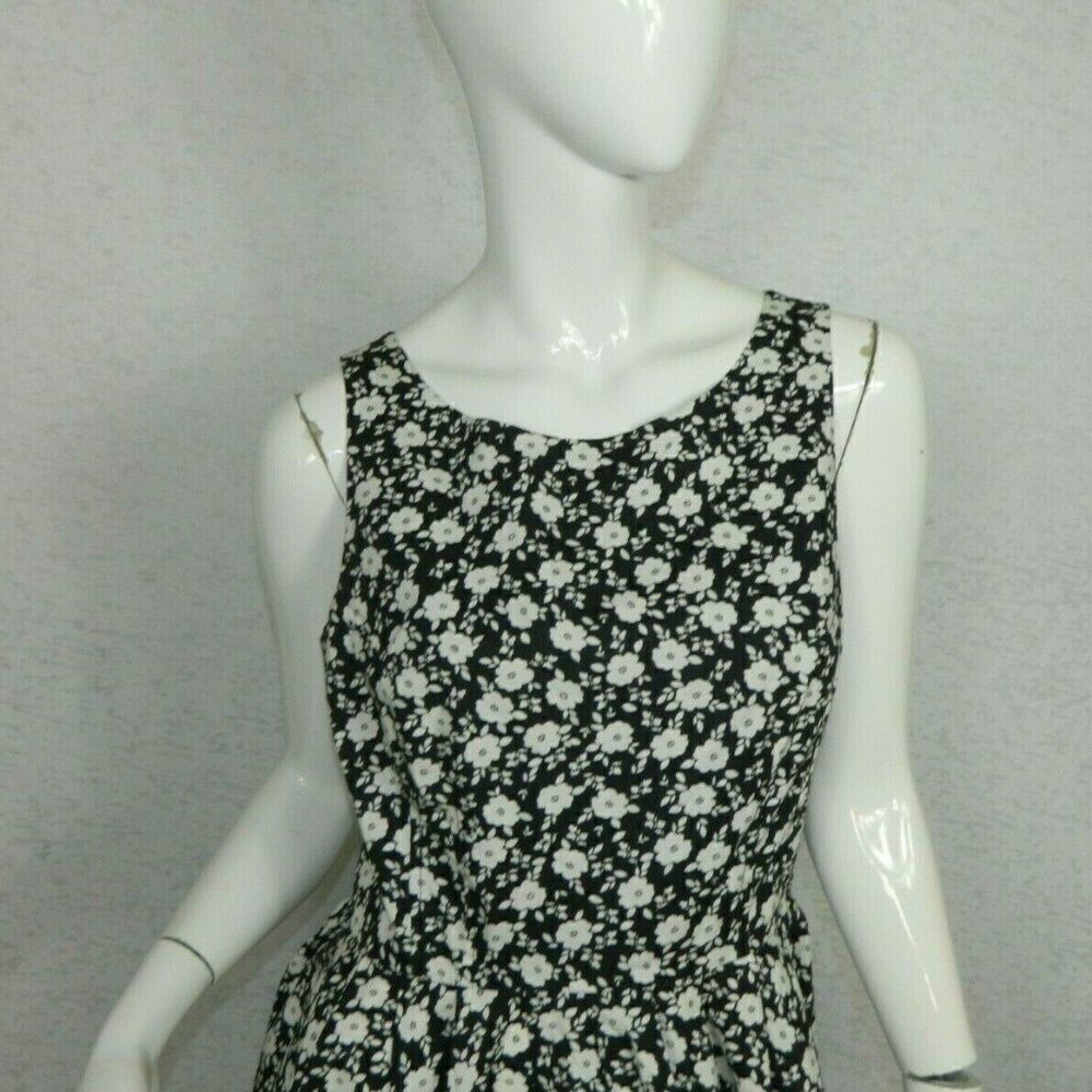 LC Lauren Conrad Dress Fit Flare Daisy Ruffle Sz 8 - Picture 3 of 8
